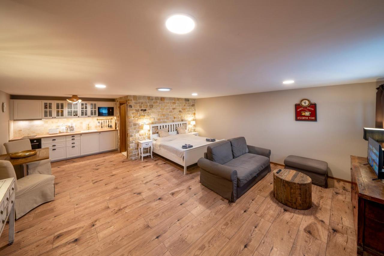 Prague West - Studio Chyne Terrace Zewnętrze zdjęcie